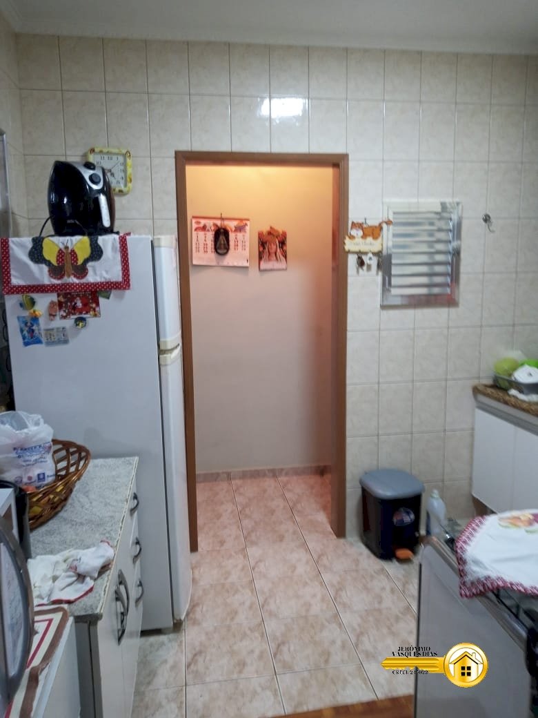 da8cec35d9715727b941ea4aba22d80f.jpg
