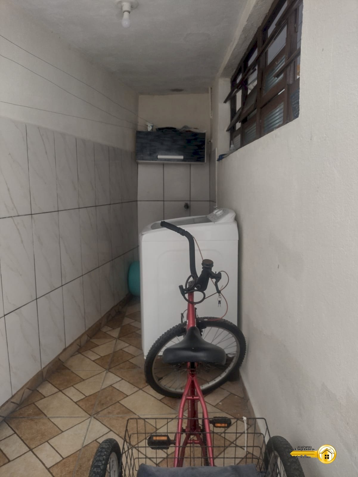 0b06041ad20e93000594b6a24646c758.jpeg