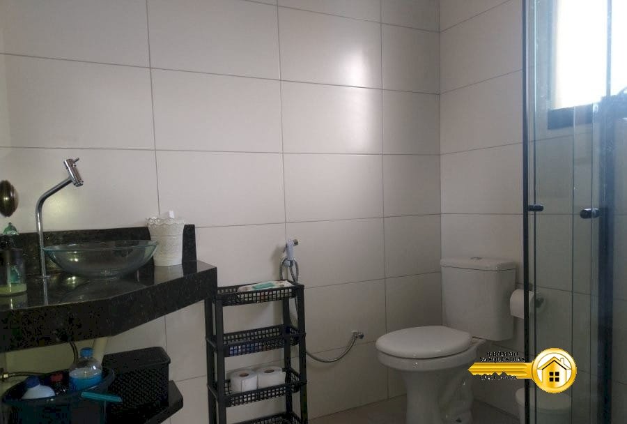 894fe0a4f8152a9c83c3d3cc6a6baff5.jpg